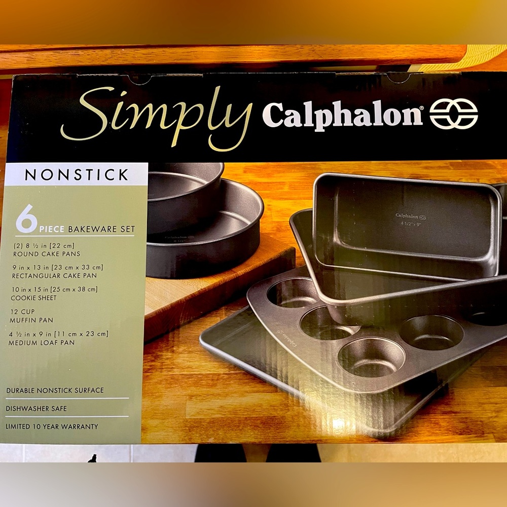 NWT 6 piece baking set